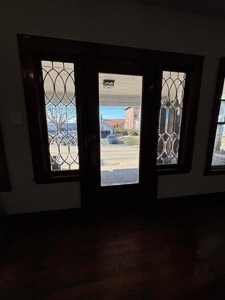 More Photos Of 603 Chestnut St, Coshocton Apartments For Sale