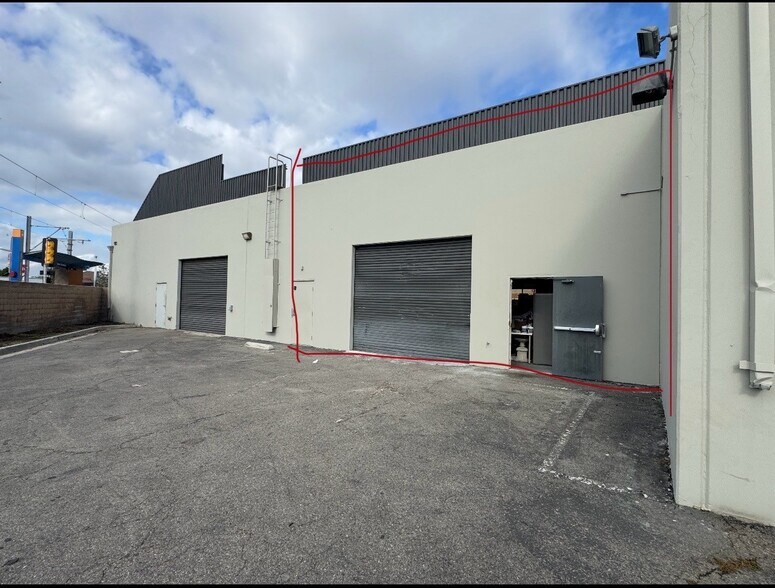 More Photos Of 13902 Harbor Blvd, Garden Grove Warehouse For Sale
