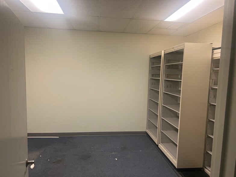 More Photos Of 2512 NE 1st Blvd, Gainesville Unknown For Lease