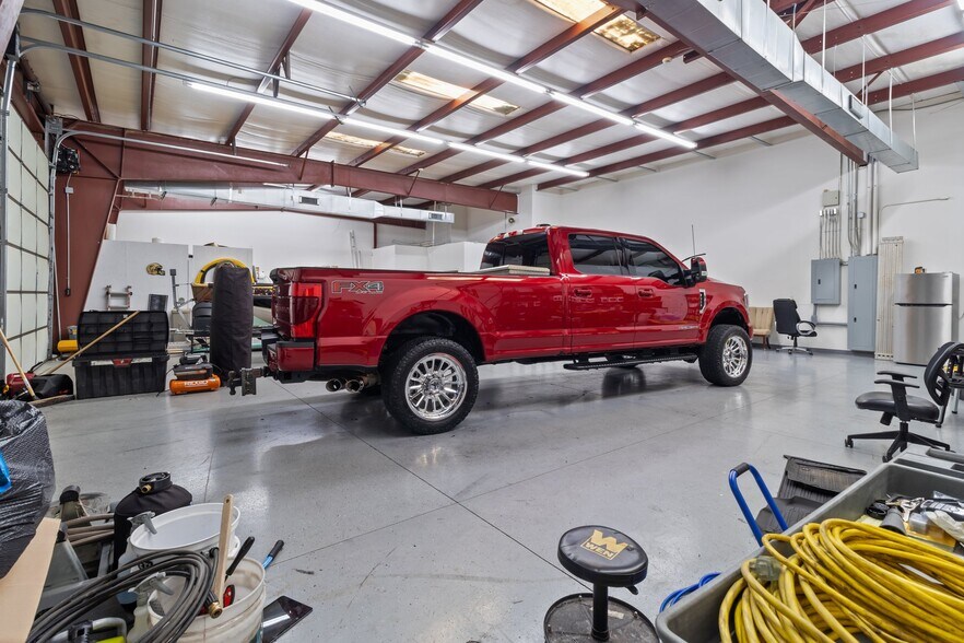 More Photos Of 147 Cedar Pointe Dr, Mooresville Research And Development For Sale