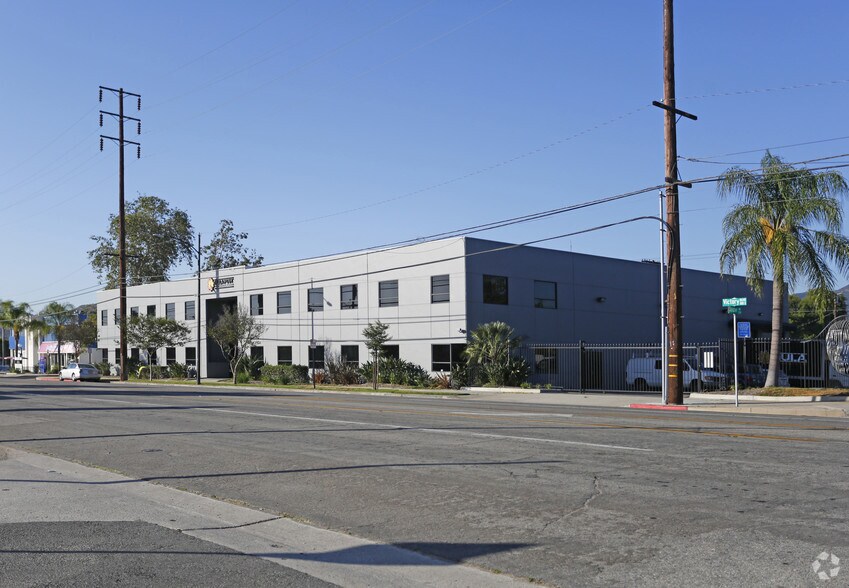 More Photos Of 1111 S Victory Blvd, Burbank Research And Development For Sale