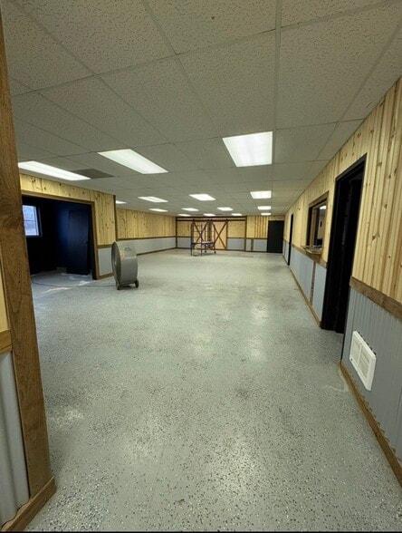 More Photos Of 43510 National Rd, Belmont Industrial For Sale