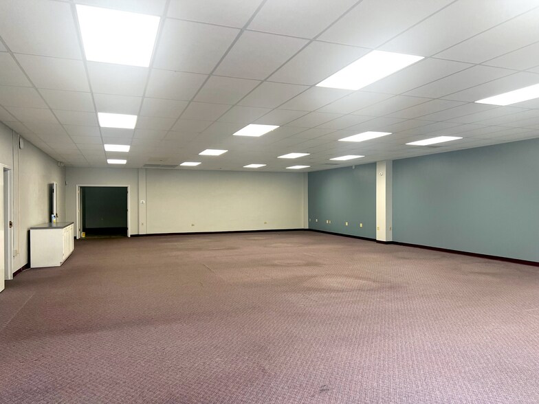 More Photos Of 633 E Vine St, Murfreesboro Industrial For Sale