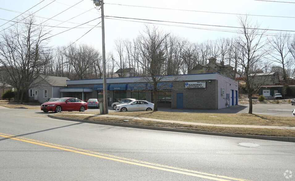 More Photos Of 40 Excelsior Ave, Saratoga Springs Storefront Retail Residential For Sale