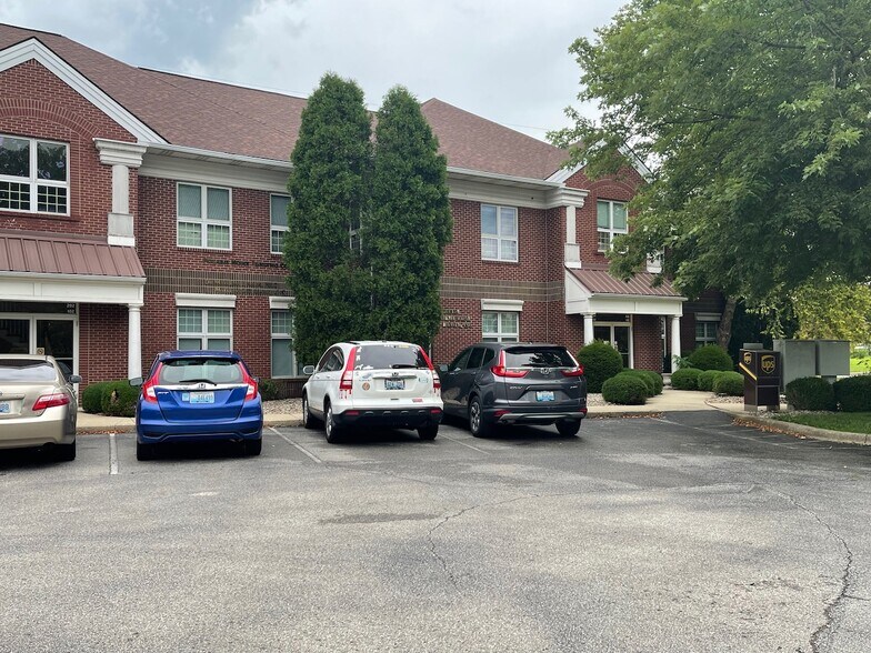 More Photos Of 3801 Springhurst Blvd, Louisville Medical For Lease