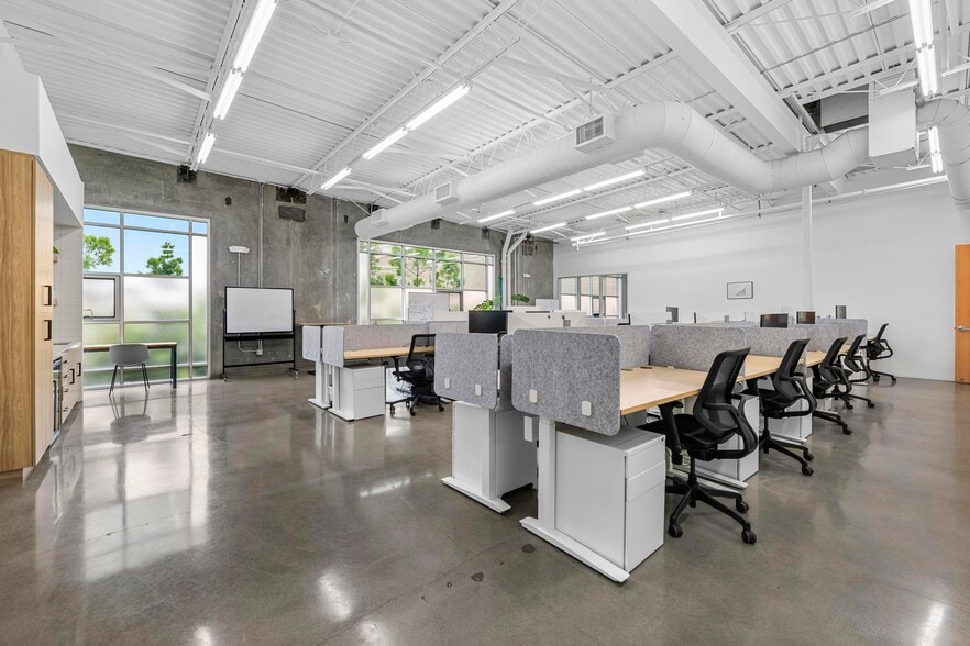More Photos Of 1245 Factory Pl, Los Angeles Loft Creative Space For Lease