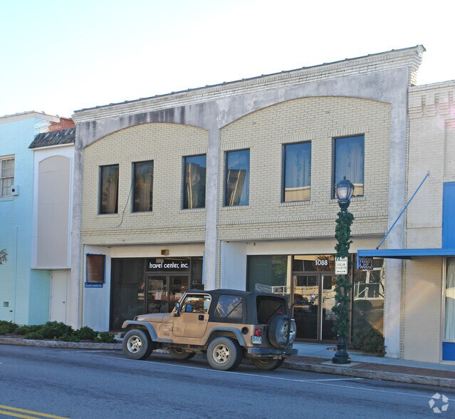 More Photos Of 1088 Russell St, Orangeburg Storefront Retail Office For Lease