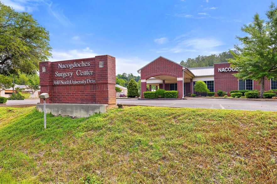 More Photos Of 3610 N University Dr, Nacogdoches Healthcare For Sale