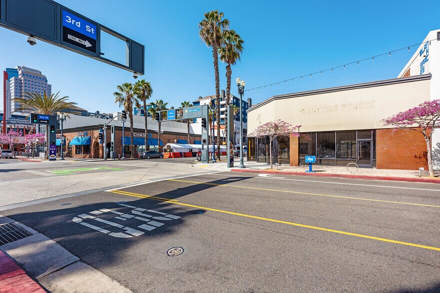 More Photos Of 301 Pine Ave, Long Beach Health Club For Lease