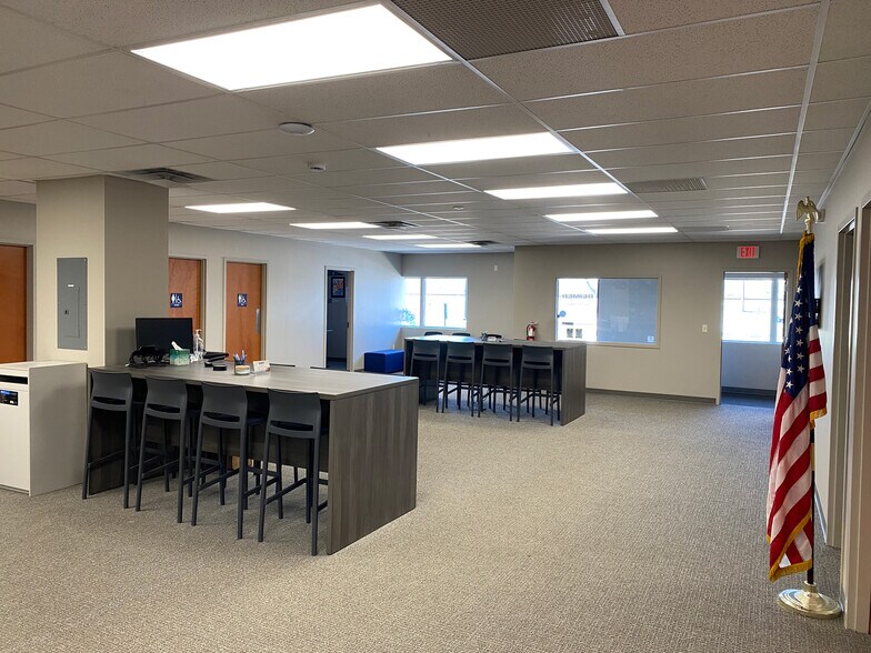More Photos Of 2575 Broadway, Cheektowaga Warehouse For Sale
