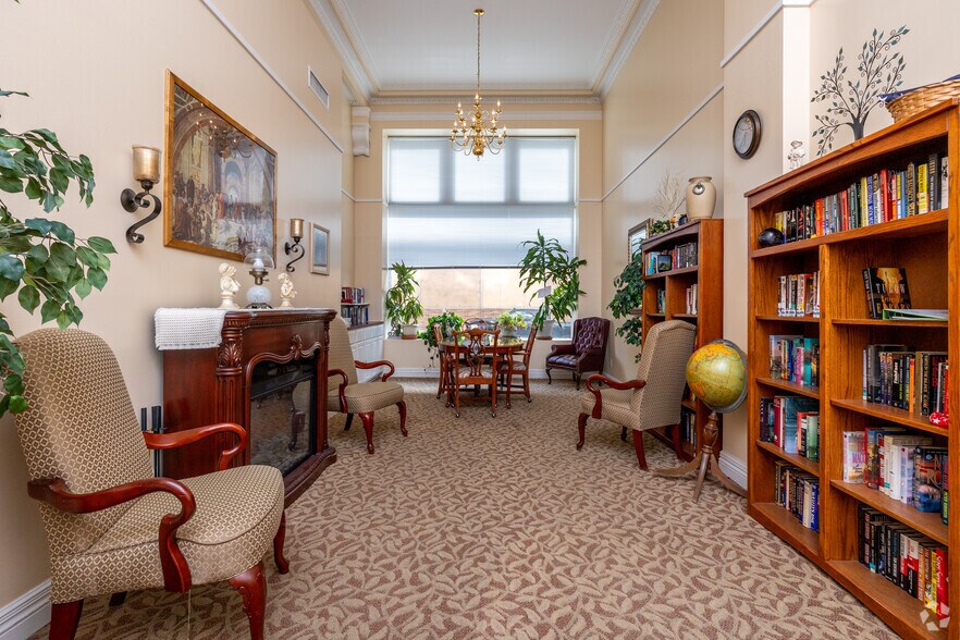 More Photos Of 422 Felix St, Saint Joseph Apartments For Sale