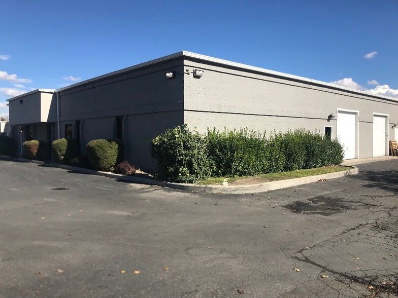 More Photos Of 3007-3023 S West Temple, Salt Lake City Light Manufacturing For Lease
