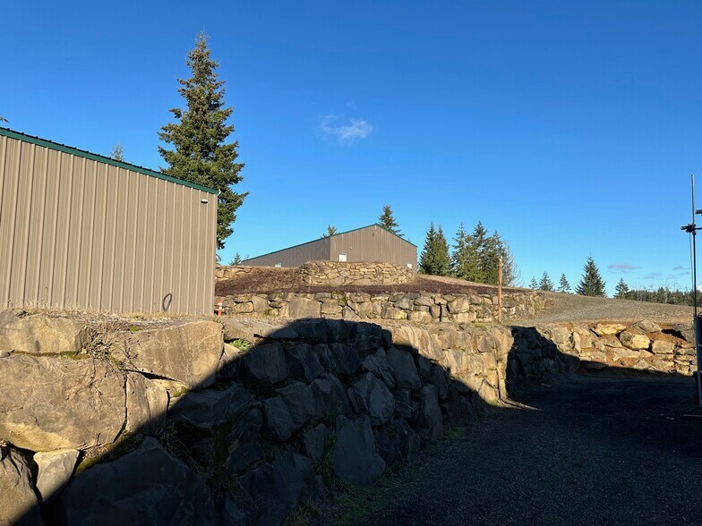 More Photos Of 27507 Nelson rd, Sandy Land For Sale