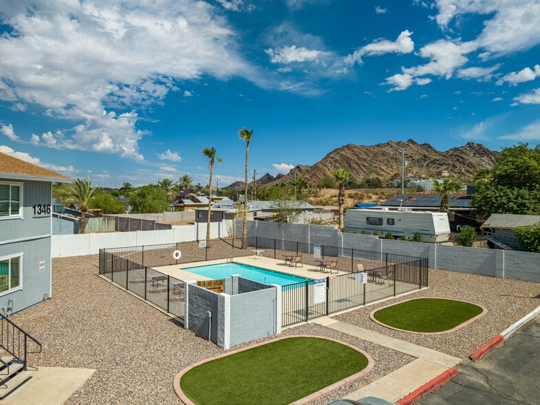 More Photos Of 1346 E Mountain View Rd, Phoenix Apartments For Sale