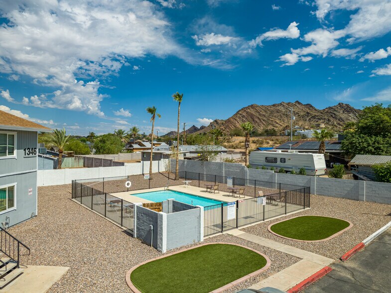 More Photos Of 1346 E Mountain View Rd, Phoenix Apartments For Sale