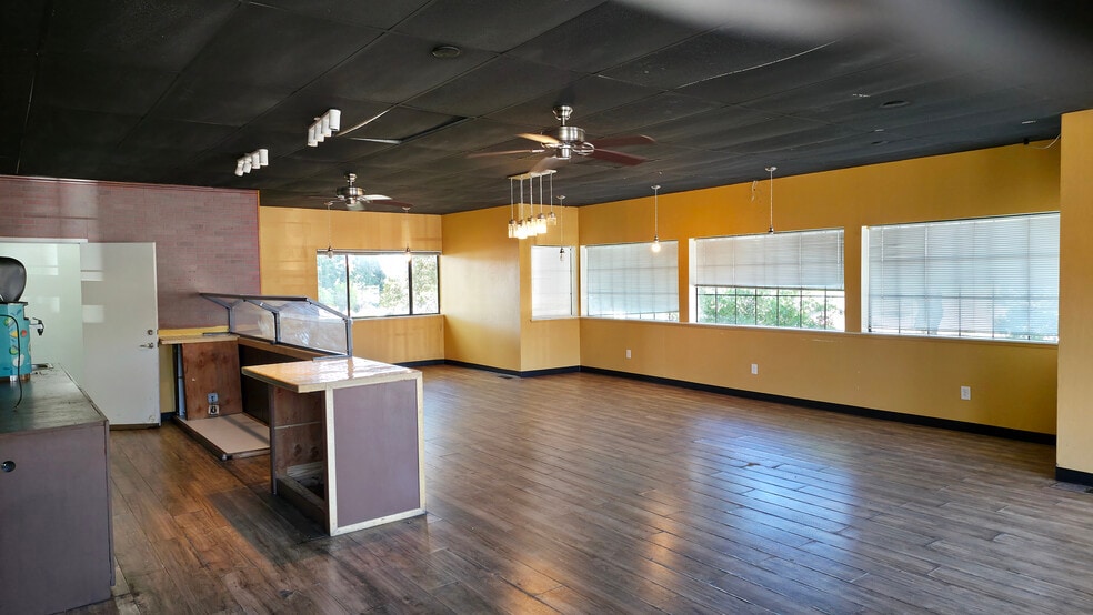 More Photos Of 875-877 Embarcadero Dr, El Dorado Hills Loft Creative Space For Lease