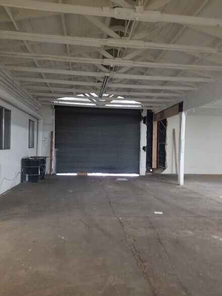 More Photos Of 425 E 58th St, Los Angeles Warehouse For Lease