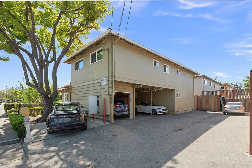 More Photos Of 2100 Sahara Way, Santa Clara Apartments For Sale