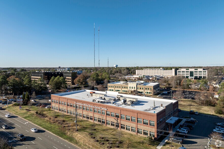 More Photos Of 1011 Johnston Willis Dr, North Chesterfield Medical For Lease