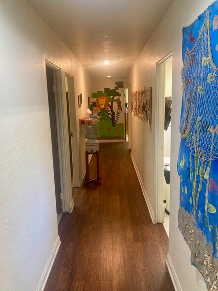 More Photos Of 201-207 Church St, Ojai Medical For Lease