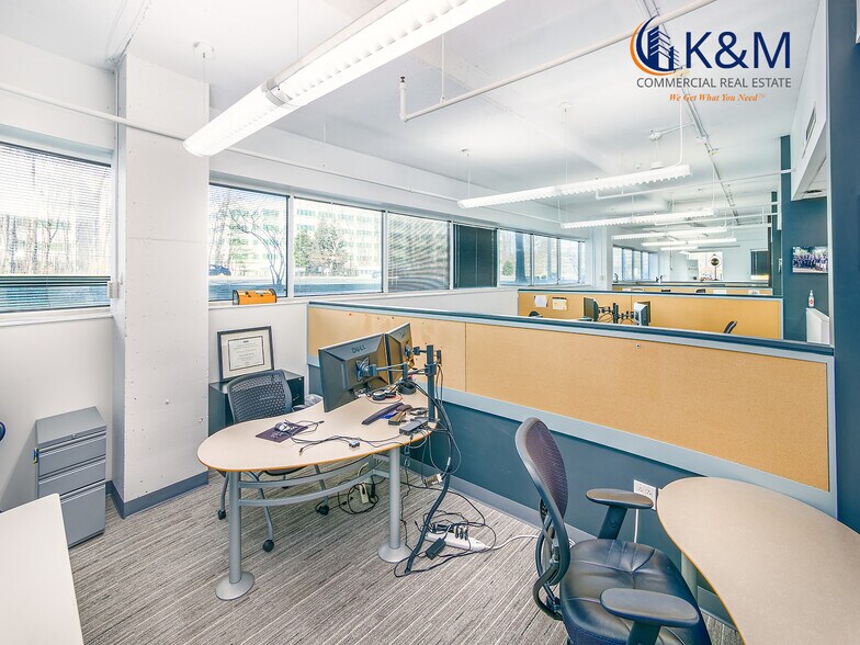 More Photos Of 12359 Sunrise Valley Dr, Reston Office For Sale