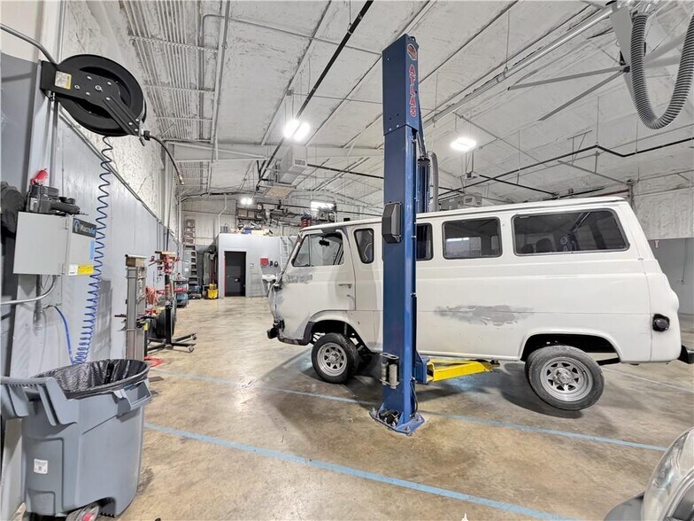More Photos Of 428 Anchor St, Corpus Christi Industrial For Lease