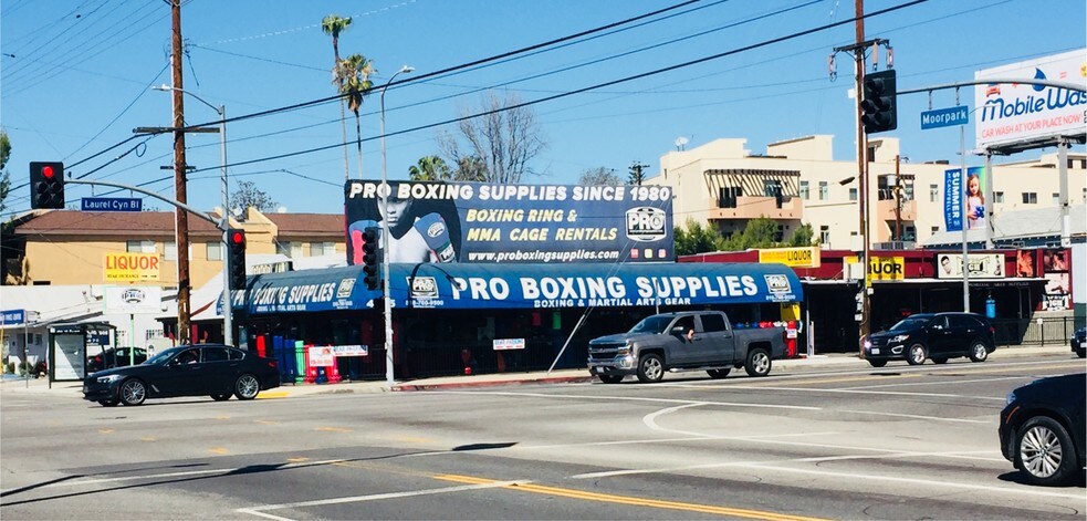 More Photos Of 4407-4411 Laurel Canyon Blvd, Studio City Storefront For Lease