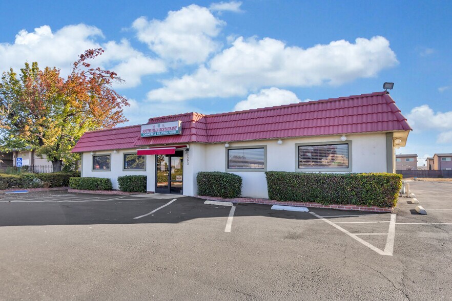 More Photos Of 7223 55th St, Sacramento Restaurant For Sale