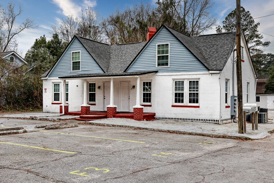More Photos Of 55 Main St, Garden City Office Residential For Sale