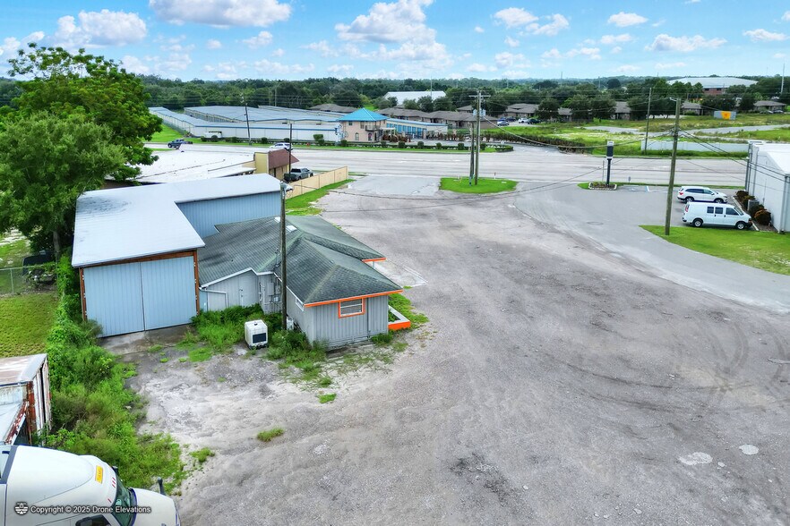 More Photos Of 1517 US 17, Eagle Lake Warehouse For Lease