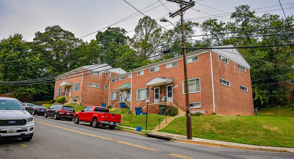 More Photos Of , Arlington Multifamily For Sale