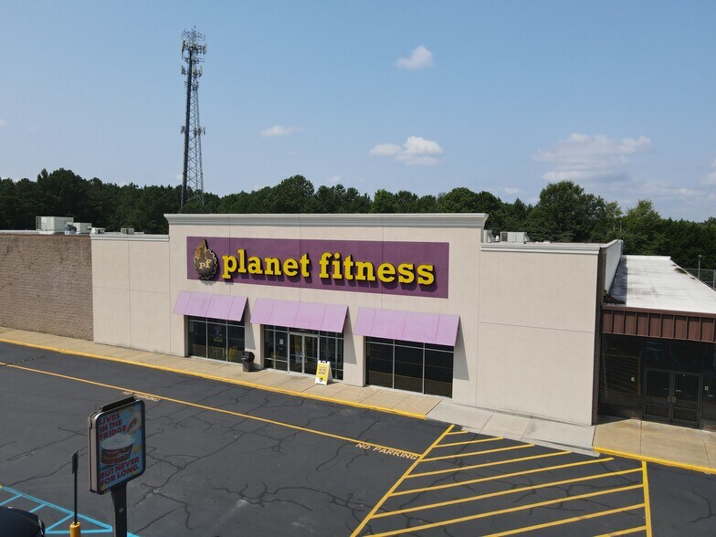 More Photos Of 9000 Tara Blvd, Jonesboro Unknown For Lease