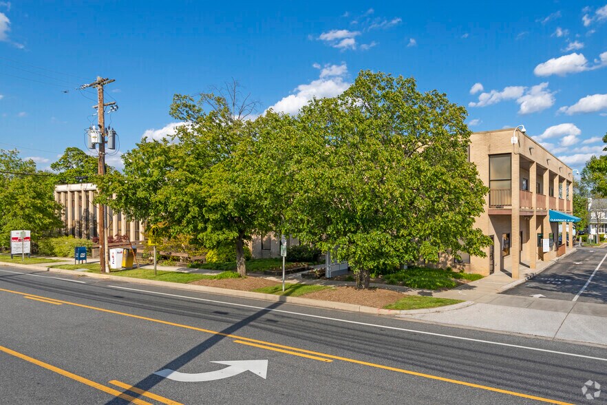 More Photos Of 411-413 Crain Hwy S, Glen Burnie Office For Lease