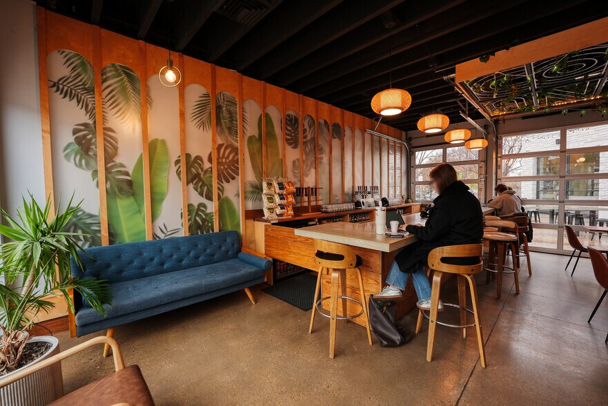 More Photos Of 557 North St, Madison Warehouse For Lease