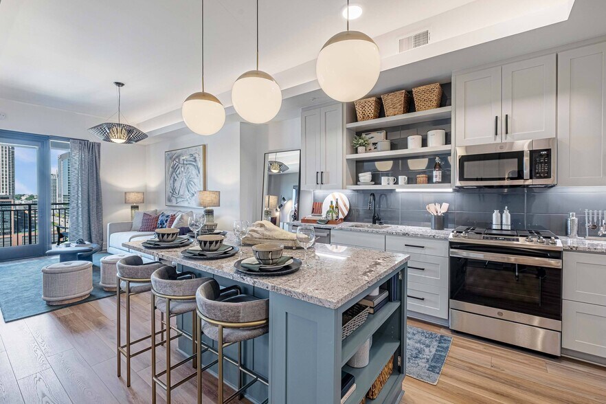 More Photos Of 1331 Spring St NW, Atlanta Unknown For Lease