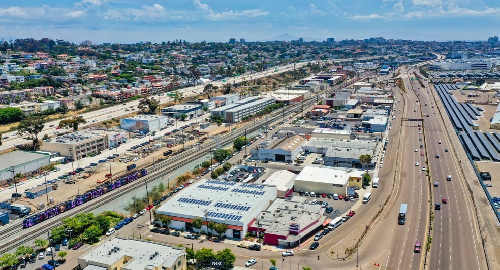 More Photos Of 4085 Pacific Hwy, San Diego Freestanding For Lease