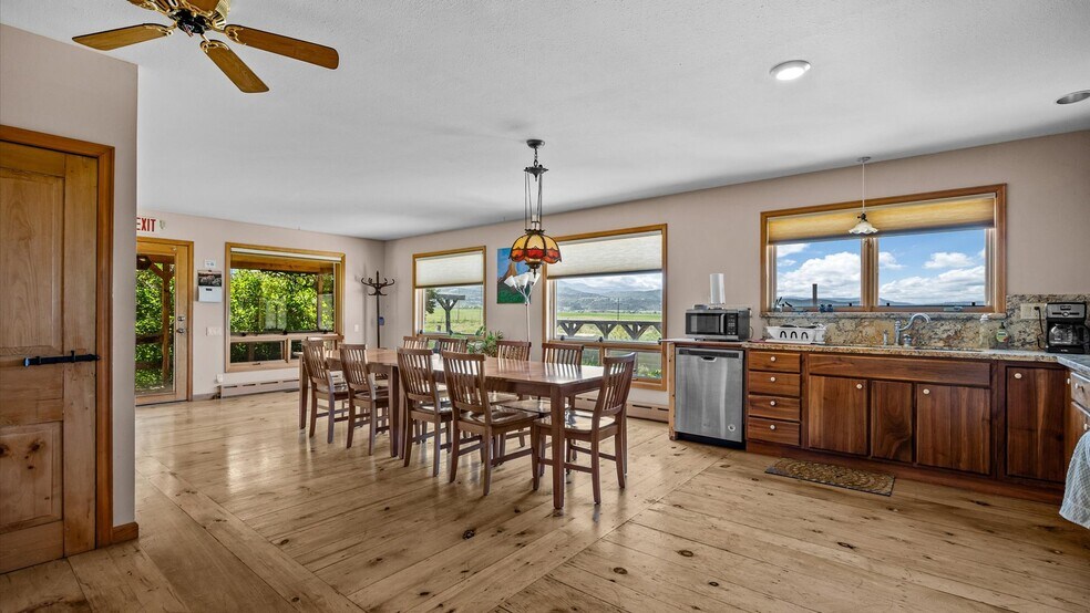 More Photos Of 41990 Cottonwood Creek Rd, Crawford Apartments For Sale