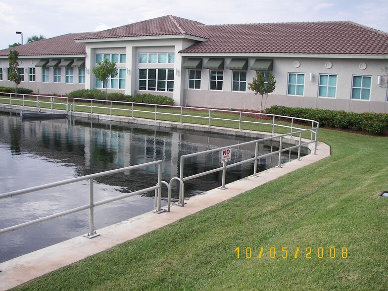 More Photos Of 5210 S University Dr, Davie Office For Lease