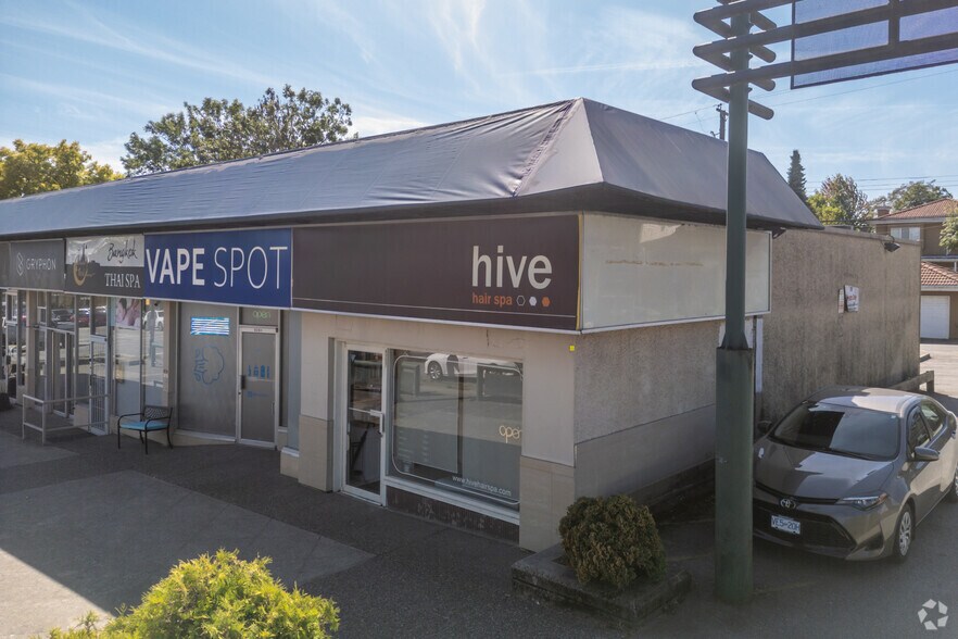More Photos Of 8257-8273 Oak St, Vancouver Storefront For Lease