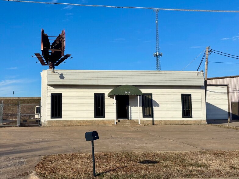 More Photos Of 5422 S 108th East Ave E, Tulsa Warehouse For Lease