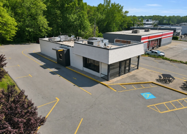 Primary Photo Of 942 Washington St, Middletown Fast Food For Sale