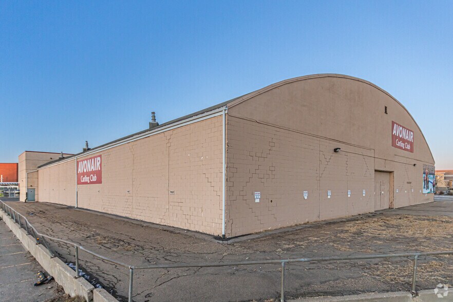 More Photos Of 10607 Princess Elizabeth Ave NW, Edmonton Skating Rink For Lease