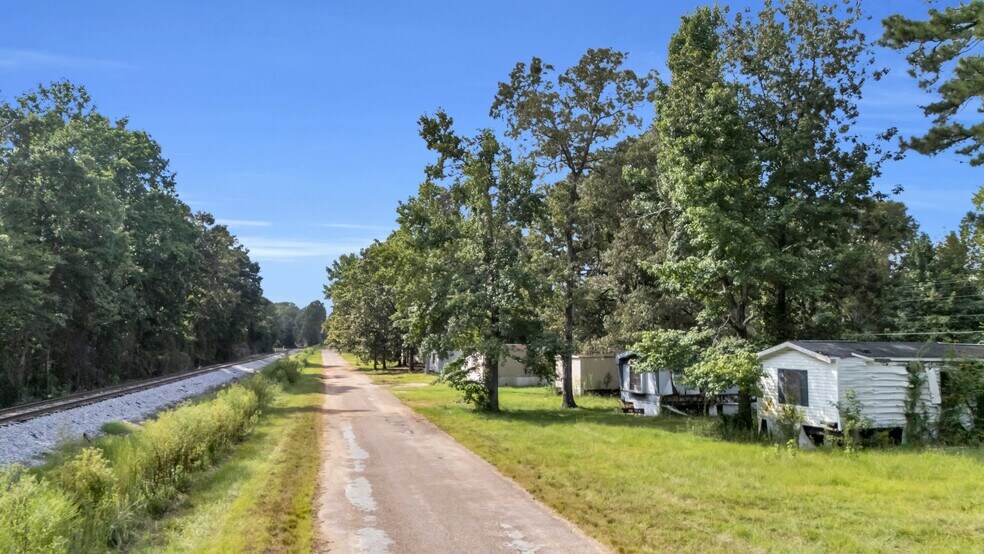 More Photos Of 4915 US Highway 80, Selma Manufactured Housing Mobile Home Park For Sale