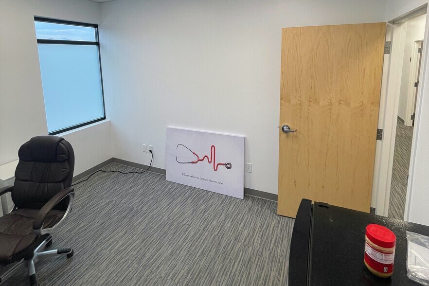 More Photos Of 2135 W Main St, Lehi Medical For Sale