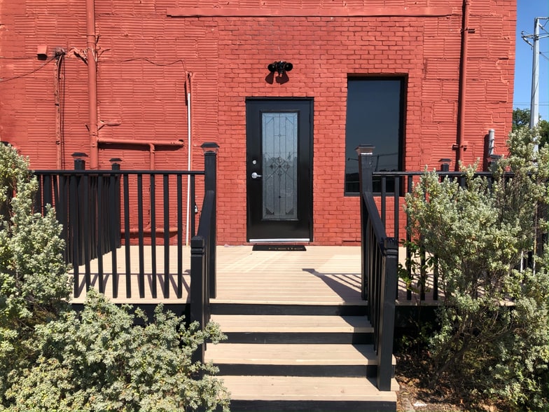 More Photos Of 620 S Jennings Ave, Fort Worth Storefront Retail Office For Lease