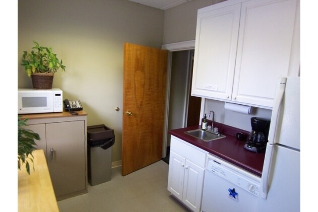 More Photos Of 275 14th St NW, Atlanta Medical For Lease