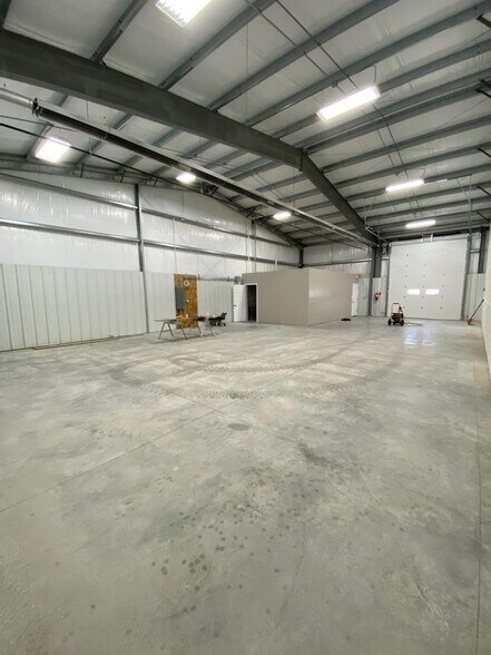 More Photos Of 801 Jane St, Casper Industrial For Lease