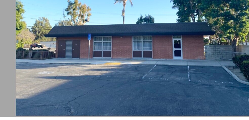 More Photos Of 4797 Loma Vista Rd, Ventura Office For Sale