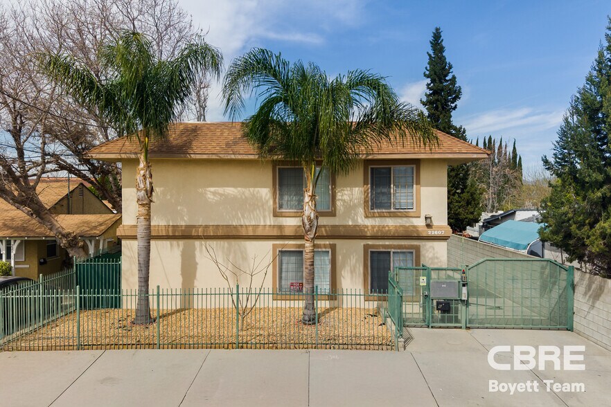 More Photos Of 22607 14th St, Newhall Apartments For Sale