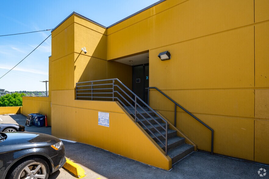 More Photos Of 936 N 34th St, Seattle Office For Lease